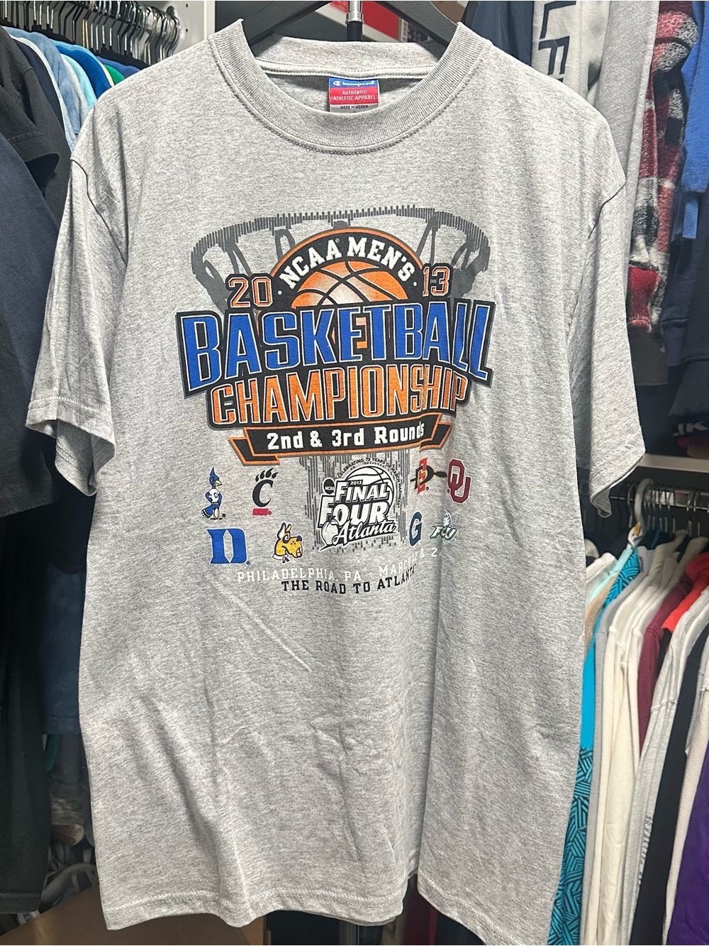 Men’s BNWT Champion 2013 NCAA Basketball Championship Final Four T-shirt Size L - Picture 2 of 7
